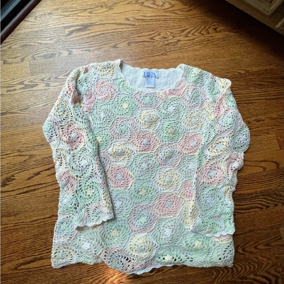 Vintage BFA Classics crocheted pastel sweater size L - Picture 6 of 7